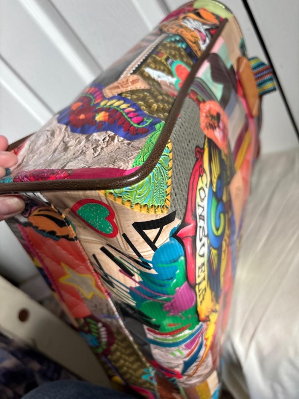 Consuela Classic Tote, Patches - Picture 8 of 15
